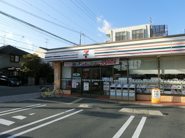 インベスト京都白川 コンビニ
