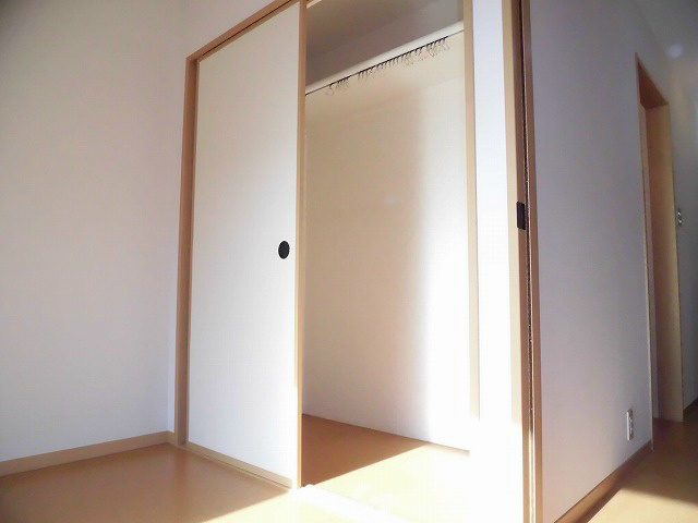 クレールヴィル六ノ坪 収納