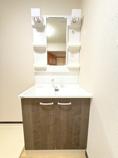 グランモントレゥー 洗面所