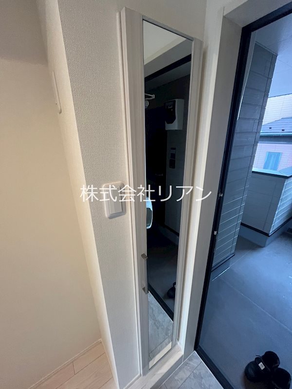 クレスト金町 玄関