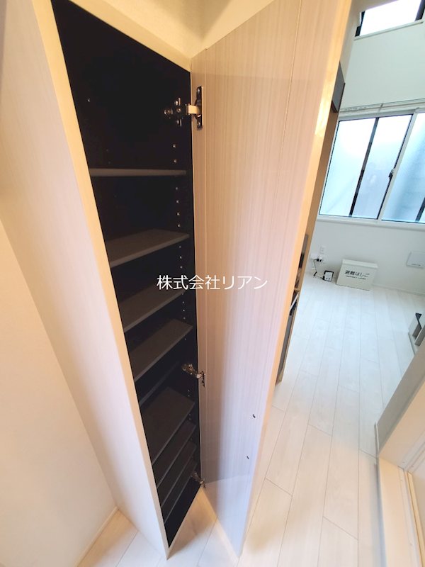 エスタディオ北千住 収納