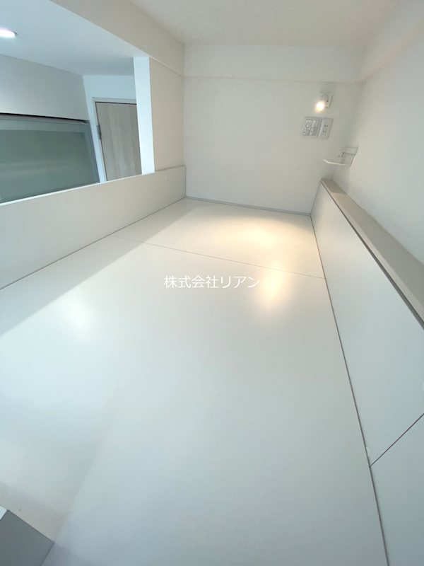 スカースデル その他