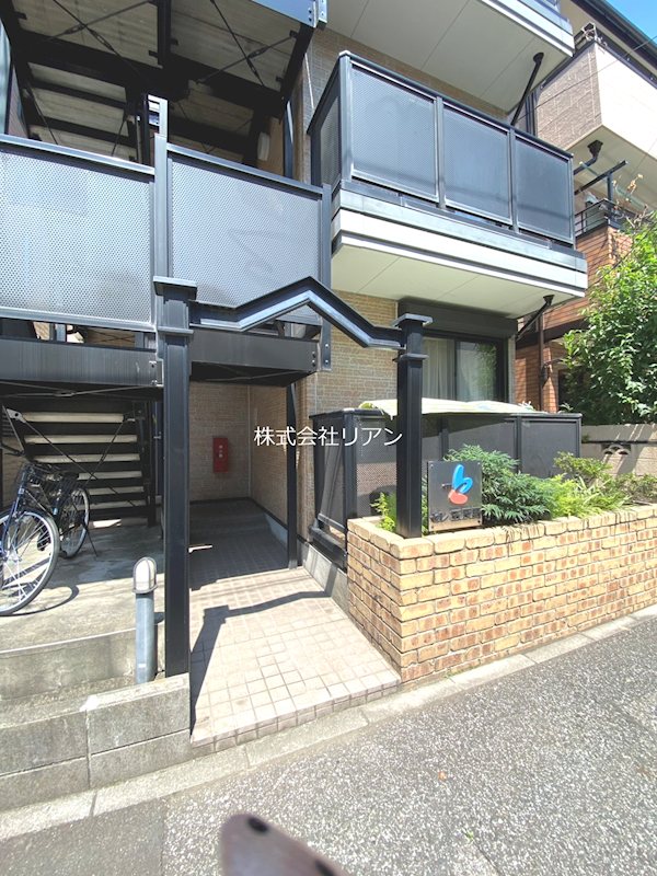 セレ五反野 エントランス