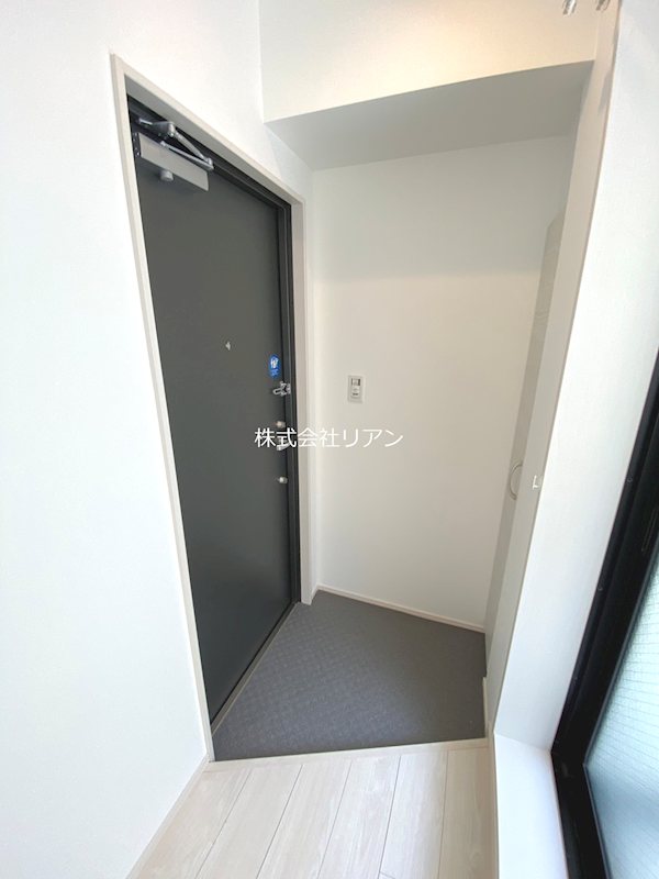 東神田プレイス 玄関