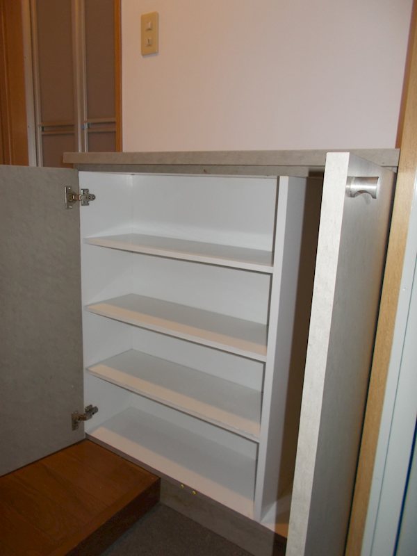 コスモカラホリＬＯＦＴ 玄関