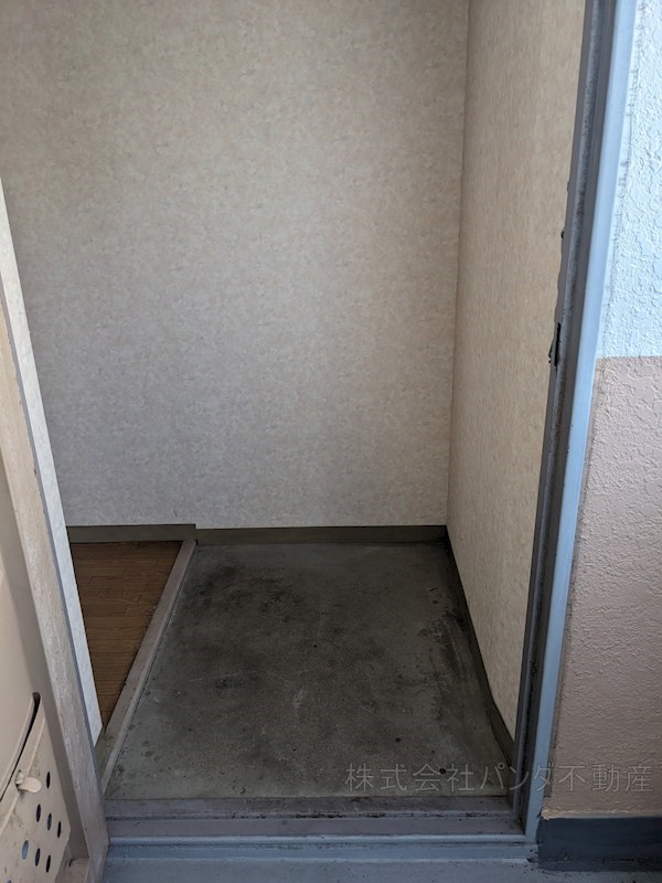 福岡県福岡市城南区荒江１丁目 玄関