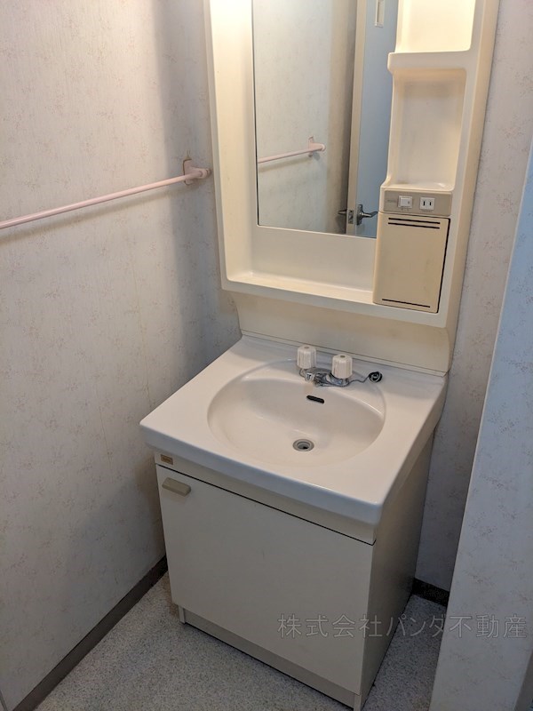 福岡県福岡市城南区荒江１丁目 洗面所