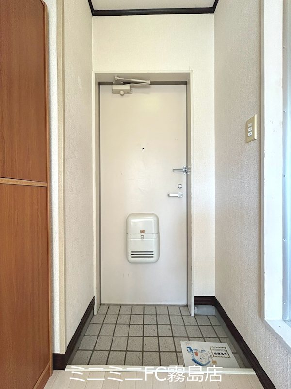 サンシャインハイツ 玄関