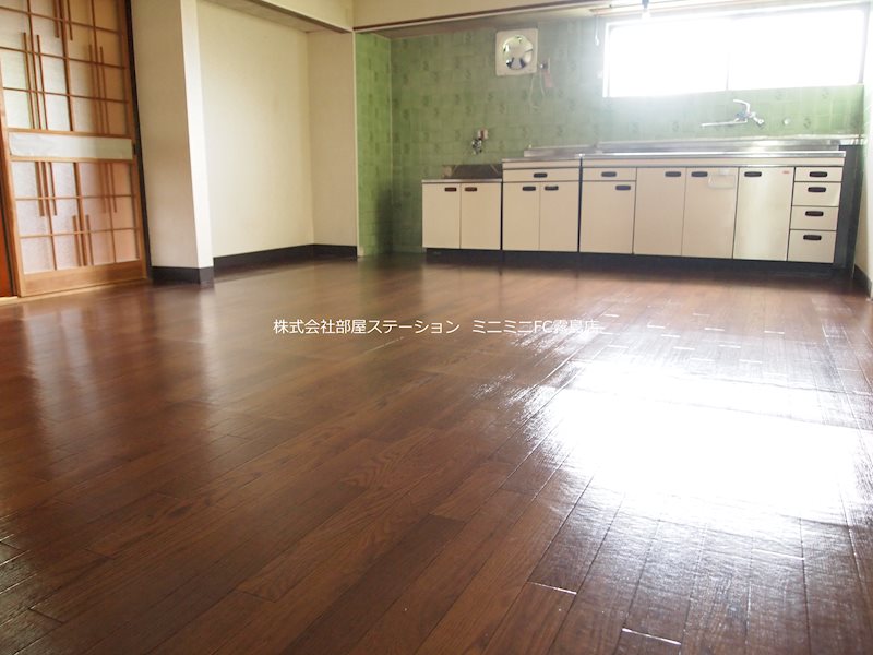 中野ハウス リビング