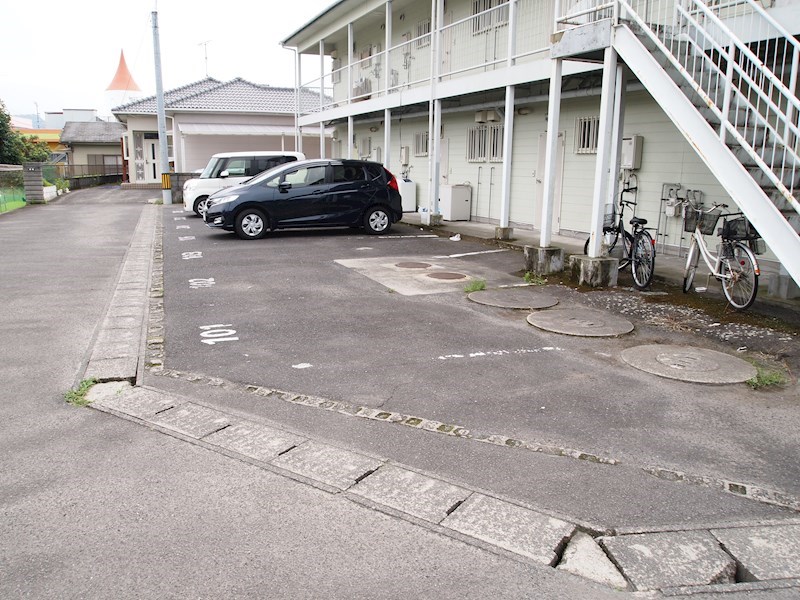 コーポグリーンヒル 駐車場