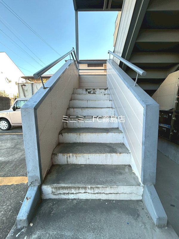 クリスタルハイム エントランス