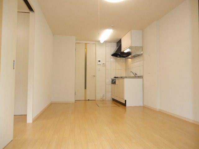 鹿児島県姶良市東餅田 リビング