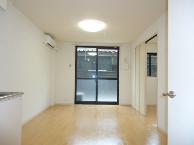 鹿児島県姶良市東餅田 リビング