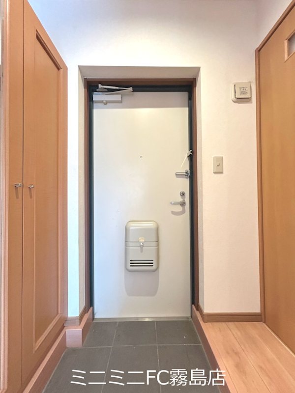 アムールレスペ 玄関