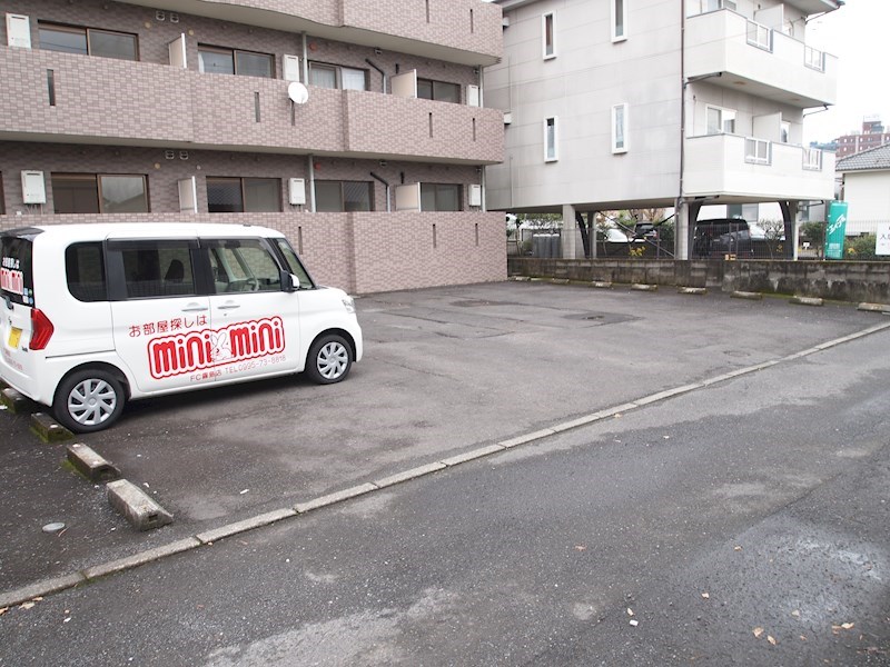 ヴェルドミールＴ5 駐車場