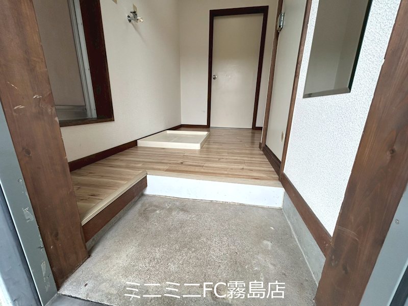 サンハウス 玄関