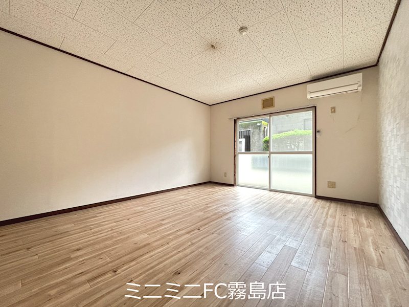 サンハウス リビング