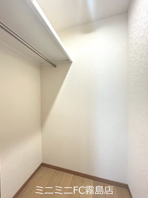エステル 収納