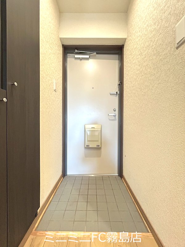 エステル 玄関