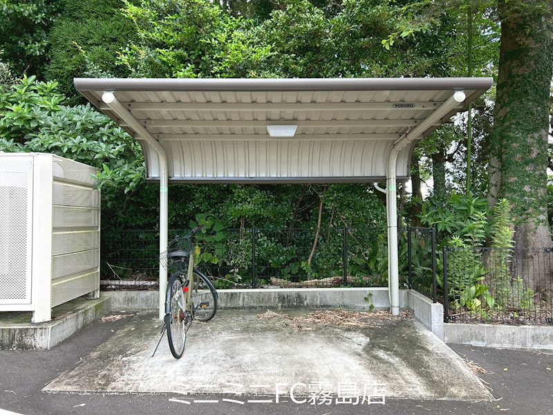 エステル エントランス
