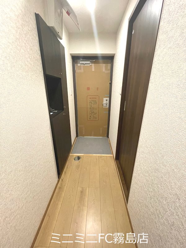 エステル 玄関