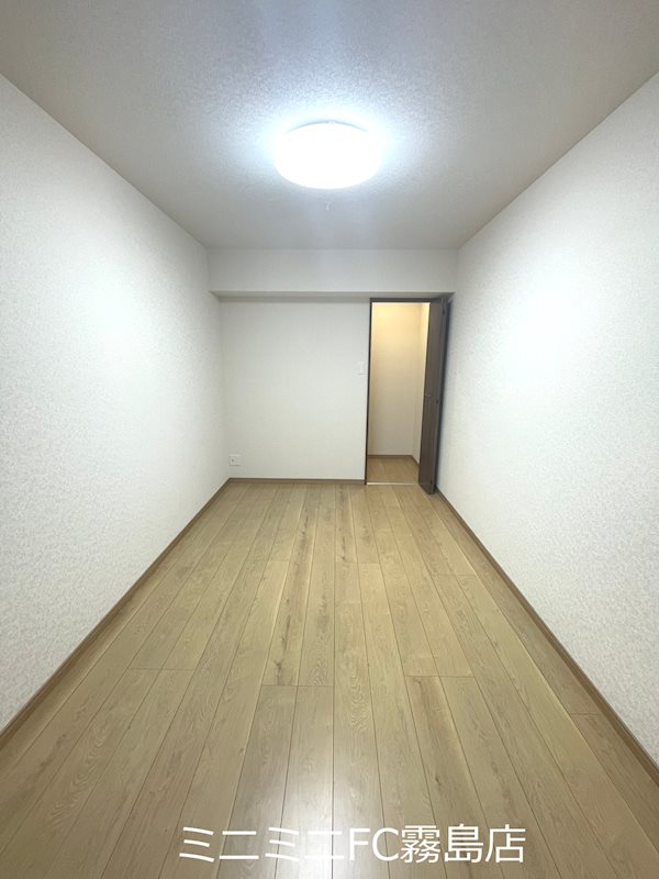 エステル ベッドルーム