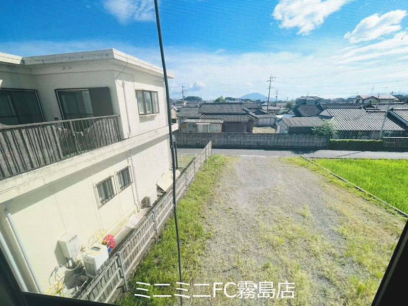 ボンジュール 駐車場