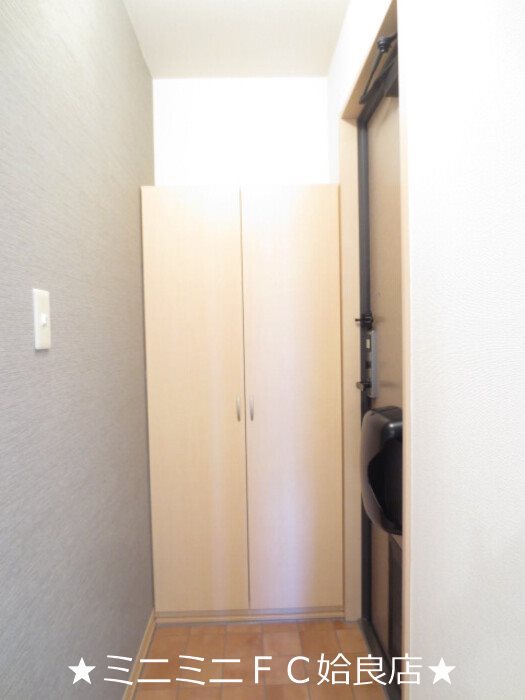 鹿児島県姶良市平松 玄関