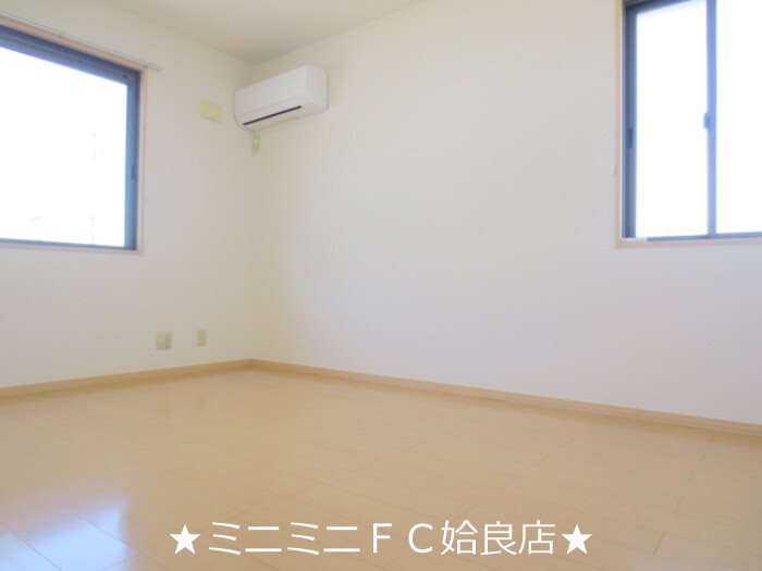 鹿児島県姶良市平松 ベッドルーム