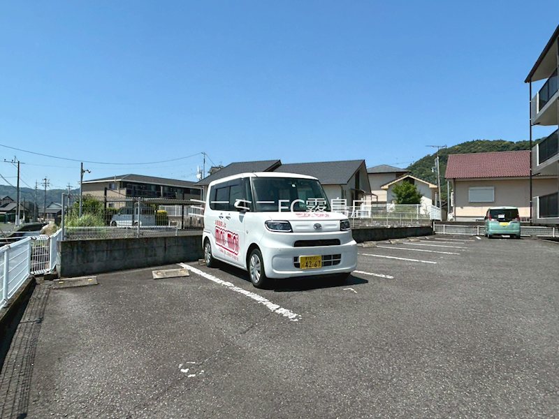 鹿児島県霧島市国分新町１丁目 駐車場