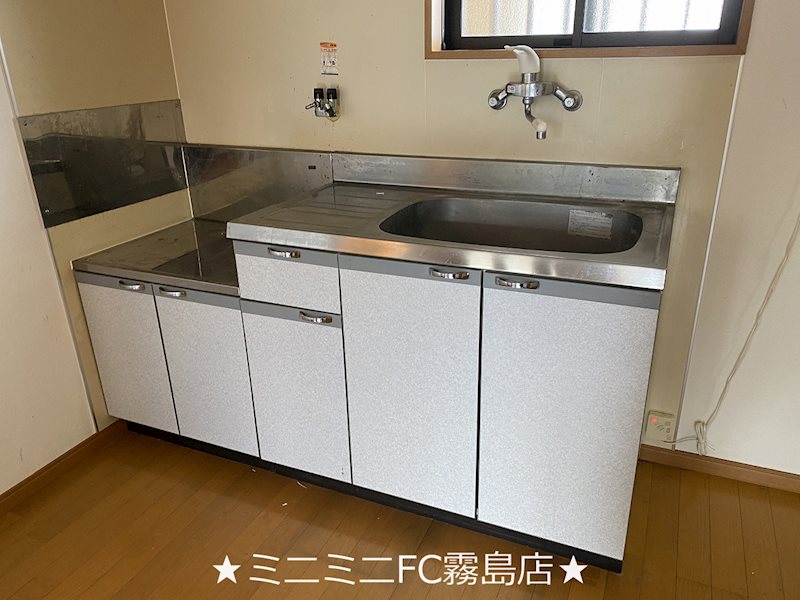 鹿児島県姶良市平松 キッチン