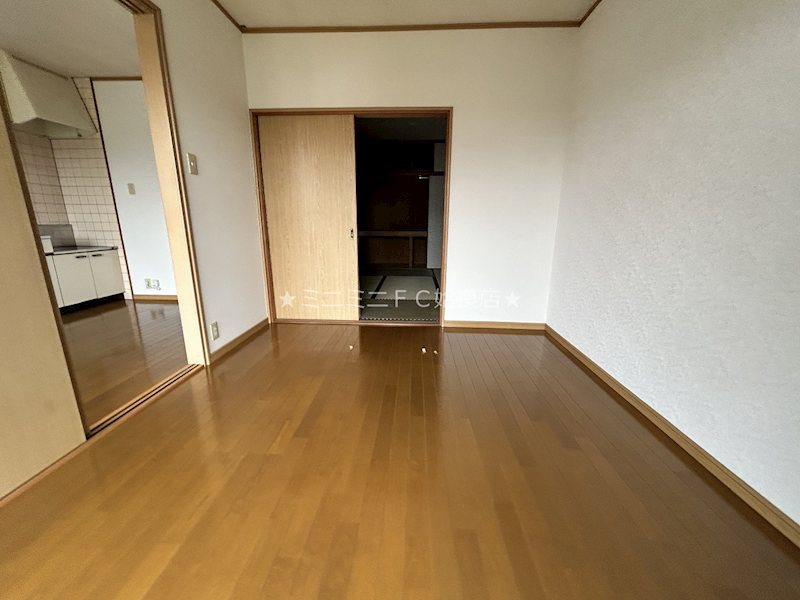 鹿児島県姶良市東餅田 ベッドルーム