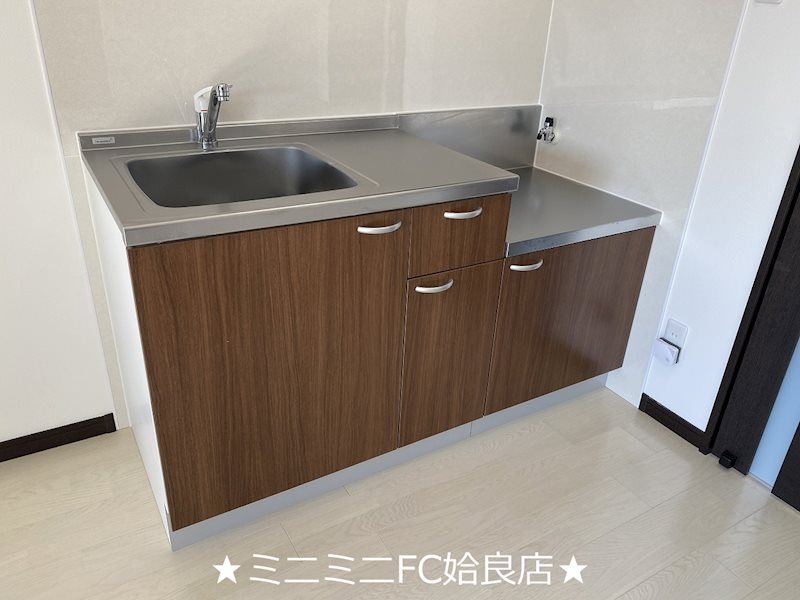 鹿児島県姶良市西餅田 キッチン