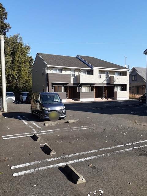 シャトー野口Ⅱ 駐車場