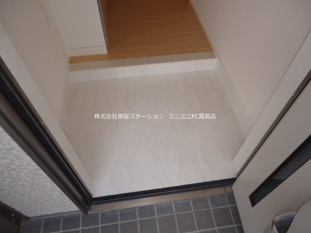 カピリナガーデン 玄関