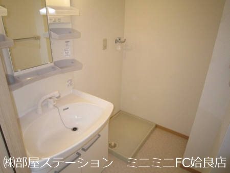 鹿児島県姶良市宮島町 洗面所