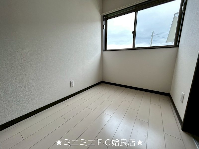 鹿児島県姶良市東餅田 ベッドルーム