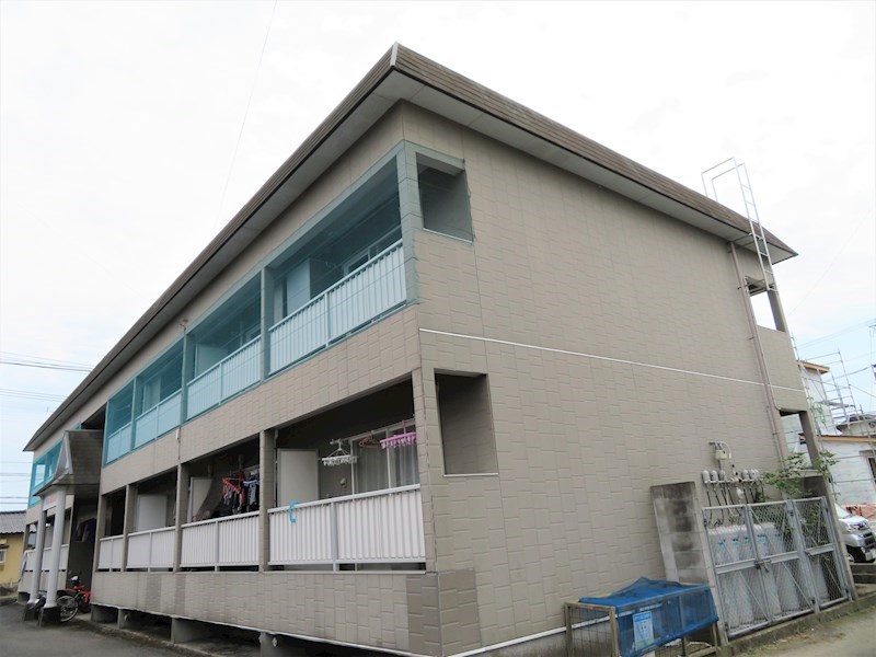 鹿児島県姶良市西餅田 エントランス