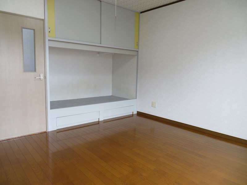 鹿児島県姶良市西餅田 リビング