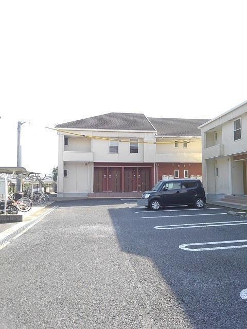 アーバンハイツＢ 駐車場