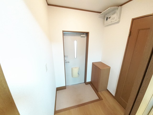 ソレイユＴ＆Ｓ 玄関