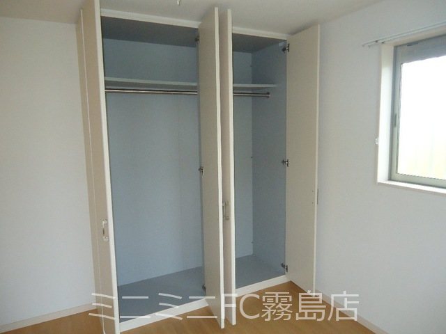 鹿児島県霧島市国分野口西 収納
