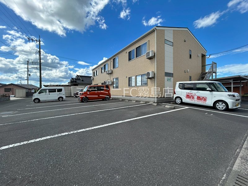 鹿児島県霧島市隼人町住吉 駐車場