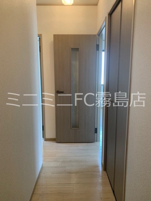 鹿児島県霧島市隼人町真孝 玄関