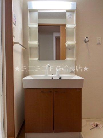 鹿児島県姶良市宮島町 洗面所