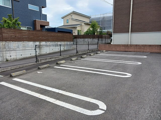 鹿児島県鹿児島市川上町 駐車場