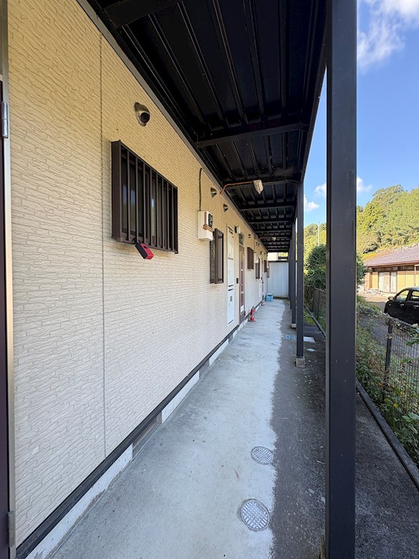 　コーポさがみ エントランス