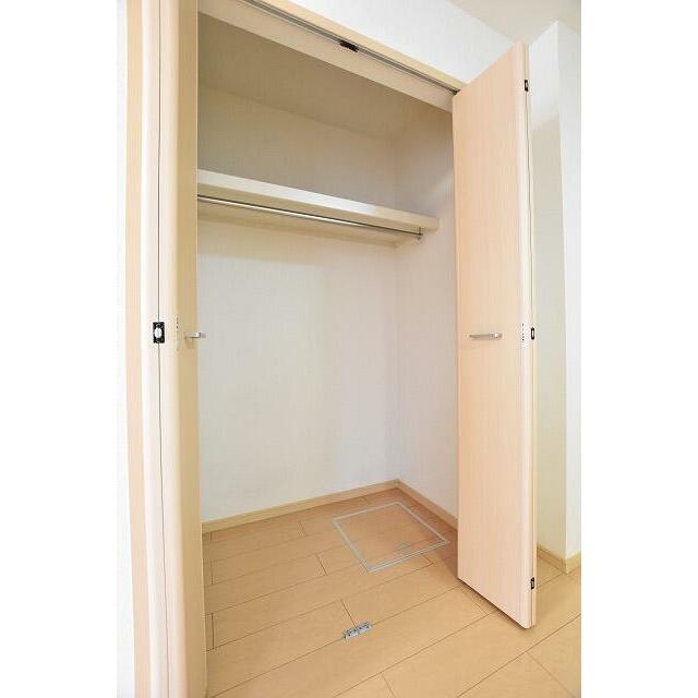 　エリタージュ　Ａ棟 収納