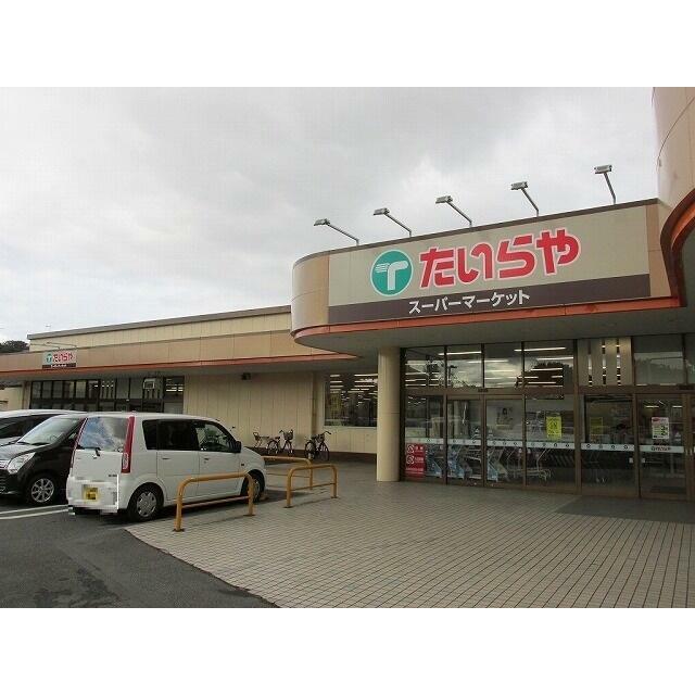 　ＢＥＬＬＡ　ＬＵＣＥ　Ⅱ号棟　 ショッピング施設