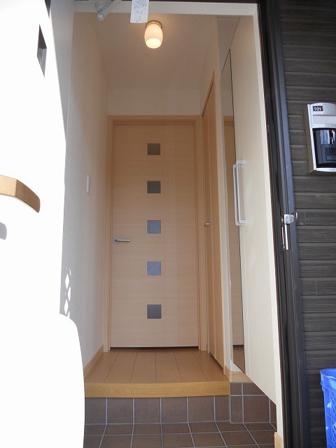 　モンブラン 玄関